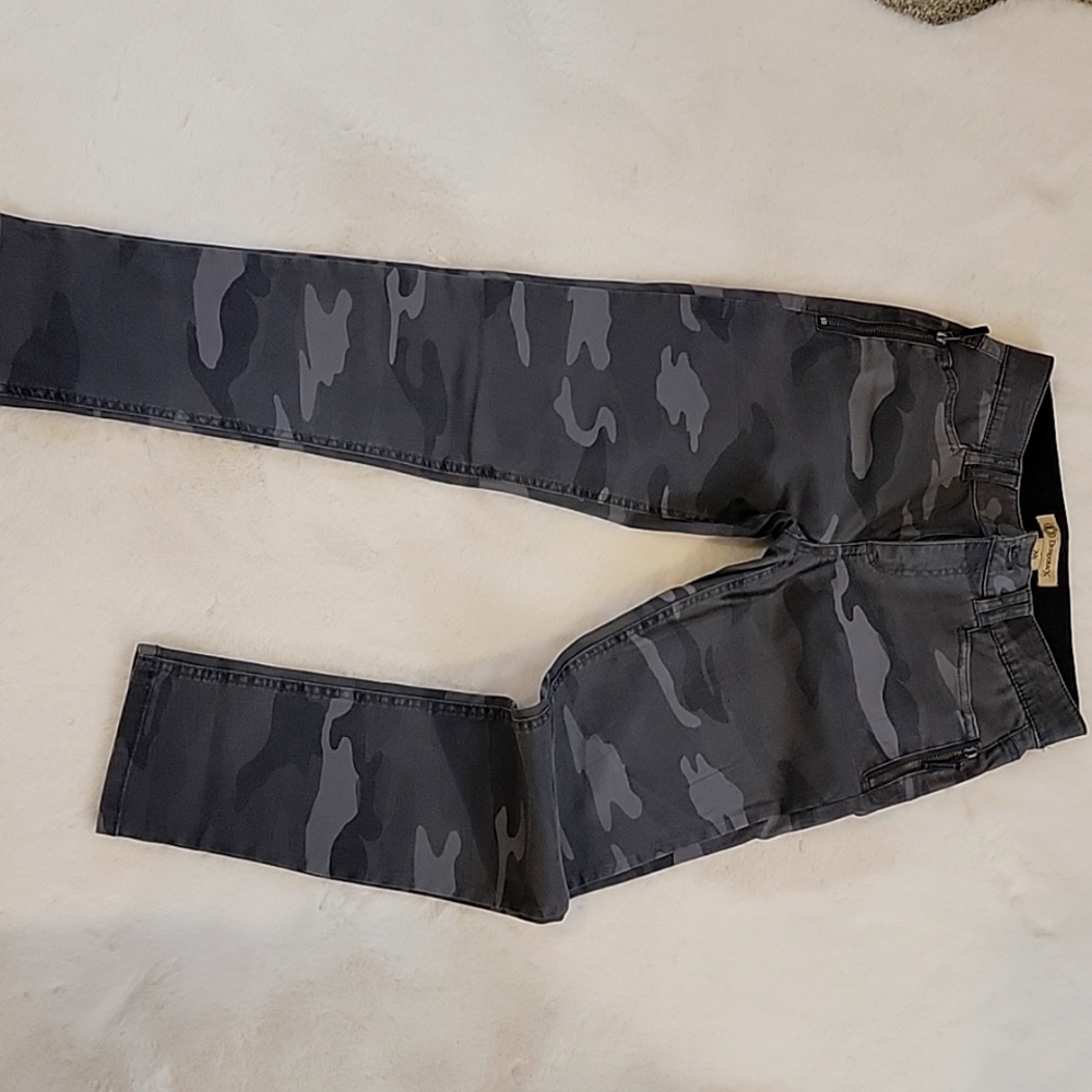 Camo pants